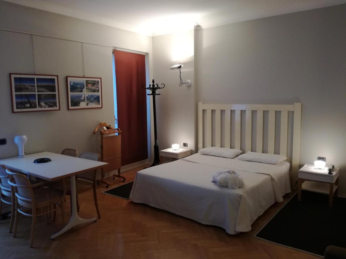 Borgonuovo Uno Apartamento *